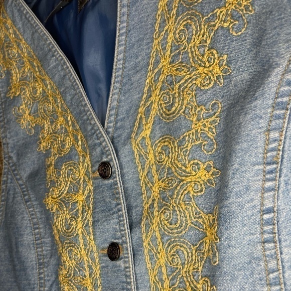 Vintage Lizwear Denim Vest | Western Boho 90s Y2K Vibes | Size Large - Picture 4 of 10